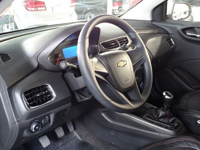 Gm Onix LTZ 1.4 /20132014 Prata - Foto 4