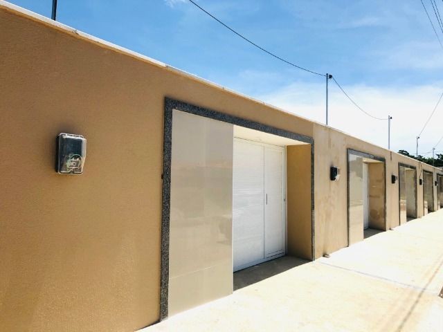 WS. otima casa nova com 2 quartos,2 banheiros toda no porcelanato a 10 min. de messejana - Foto 12