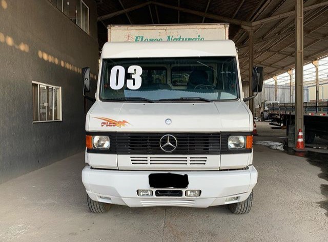 CAMINHÃO MB710 CONSERVADO  PARCELO 
