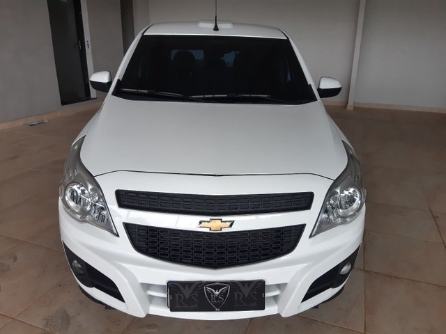 CHEVROLET MONTANA LS 20/20 COM 8MIL RODADOS!!!!!!