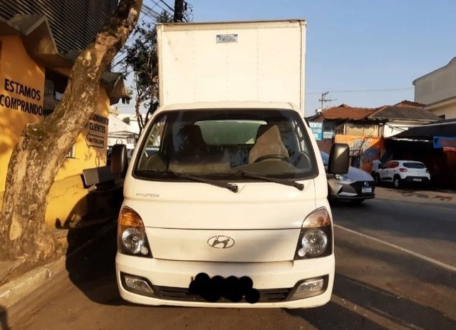 HYUNDAI HR 2.5 HD CAB. CURTA 2016