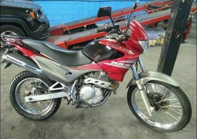 FALCON NX 400 ANO 2005