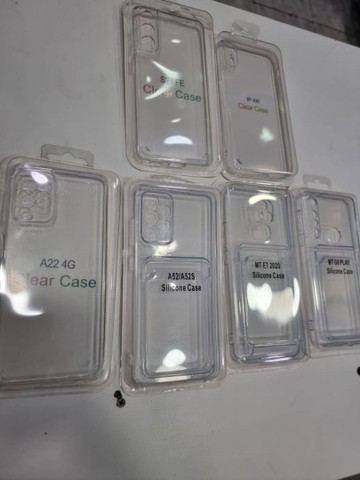 Capa Iphone xr 11 12 13 14 Acrilica Transparentes  - Foto 2