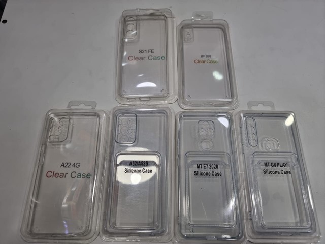 Capa Iphone xr 11 12 13 14 Acrilica Transparentes  - Foto 3