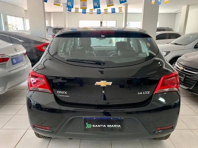 CHEVROLET ONIX 1.4 LTZ  PRETA 2017/2018 - Foto 6