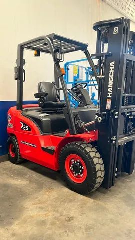 Locação de empilhadeira 2,5 t / Diesel   - Foto 3
