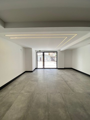 Excelente Loja à venda em Balneário Camboriú! Bairro Pioneiros!