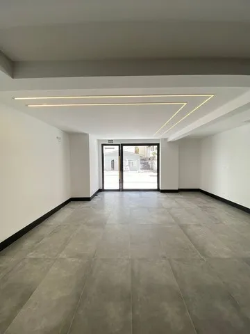 Excelente Loja à venda em Balneário Camboriú! Bairro Pioneiros!