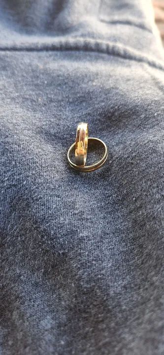 Par Aliança de ouro 18 k 4mm 4 gramas - Foto 2