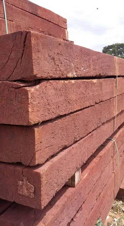 Mourão para Cerca e Curral- Dormentes de Ferrovia 17xmx24cmx2,80metros. - Foto 3