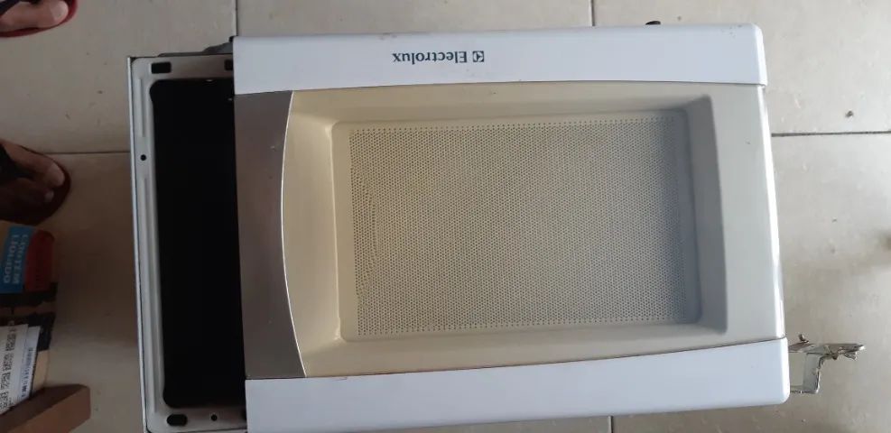 Microondas Eletrolux ME28S (Peças e partes) - Foto 2