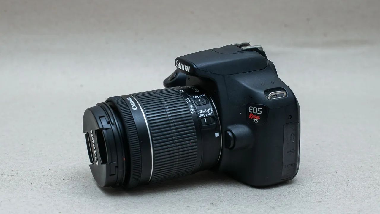 Canon T5 - Foto 2