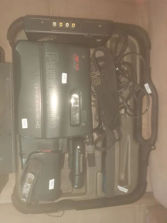 Filmadora Panasonic OmniMovie VHS HQ - Foto 4