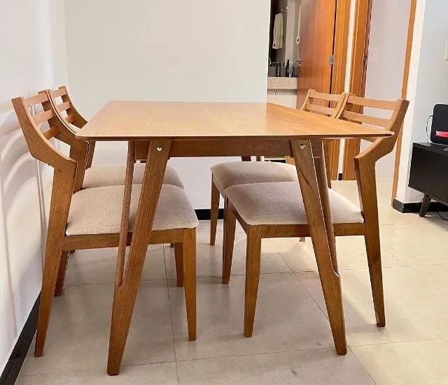 Mesa Jantar Master Luxo Madeira Maçiça 4 Lugares **nova na caixa** - Foto 2
