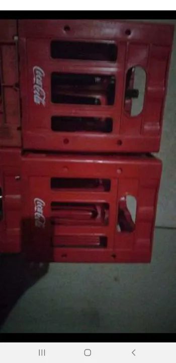 Vendo engradados de Coca 1 Litro sem Garrafas só a cx!!! - Foto 2
