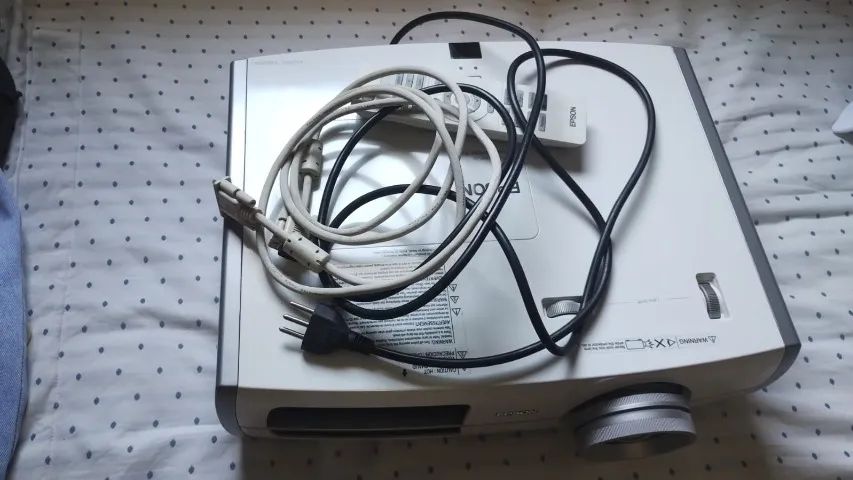 Epson Home Cinema 8350 Power Lite 3lcd Hdmi - C/controle e Case (Bolsa) - ACEITO TROCA! - Foto 2