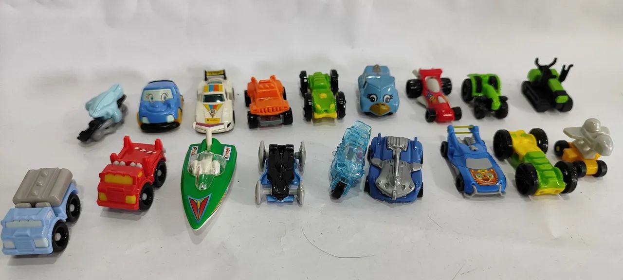 Miniaturas Kinder Ovo colecionáveis  - Foto 3