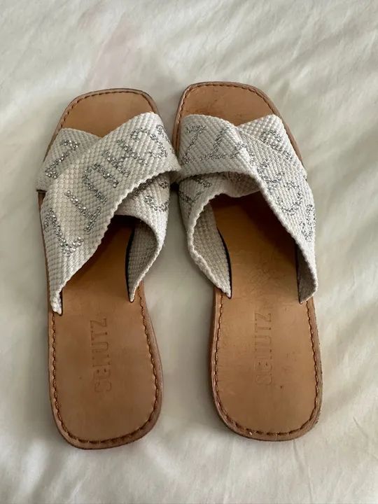 Sandálias Schutz Bege- número 35- Usada - Foto 2