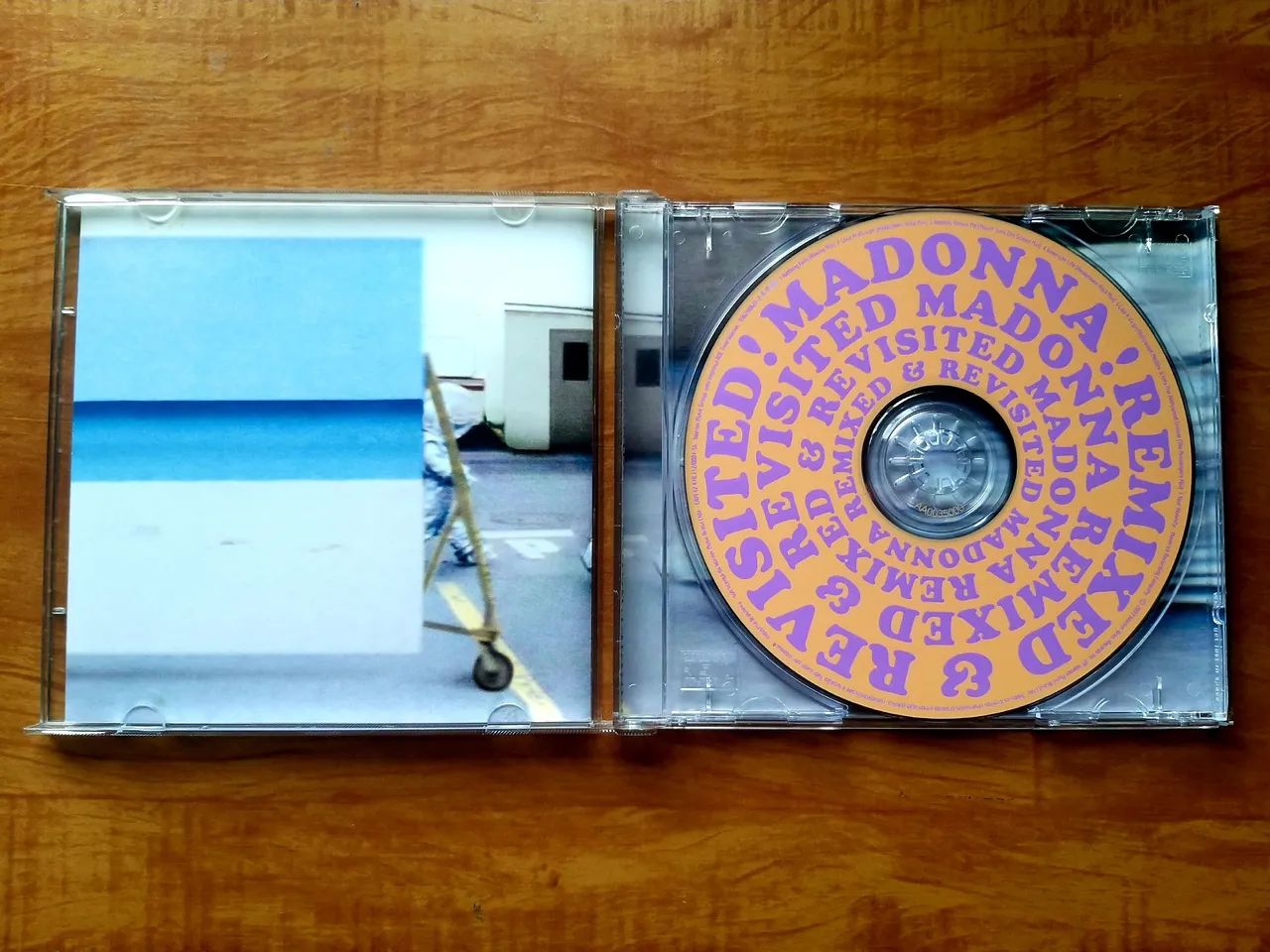 CD Madonna - Remixed & Revisited (feat. Britney Spears e Christina Aguilera) - Foto 3