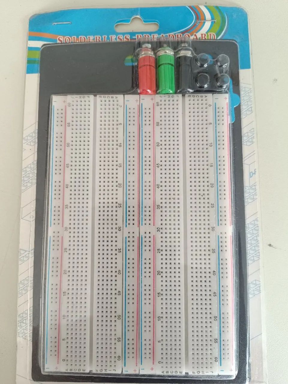 Protoboard 1160 pontos com base de metal e bornes
