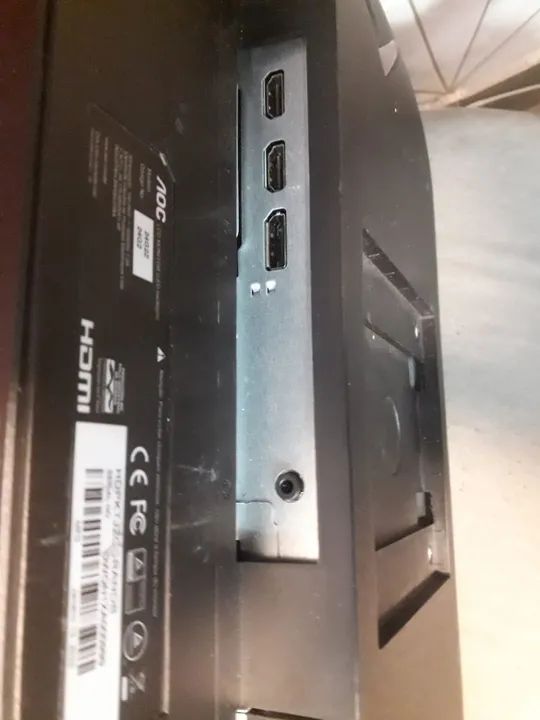 monitor aoc gamer 240Hz com defeito - Foto 4