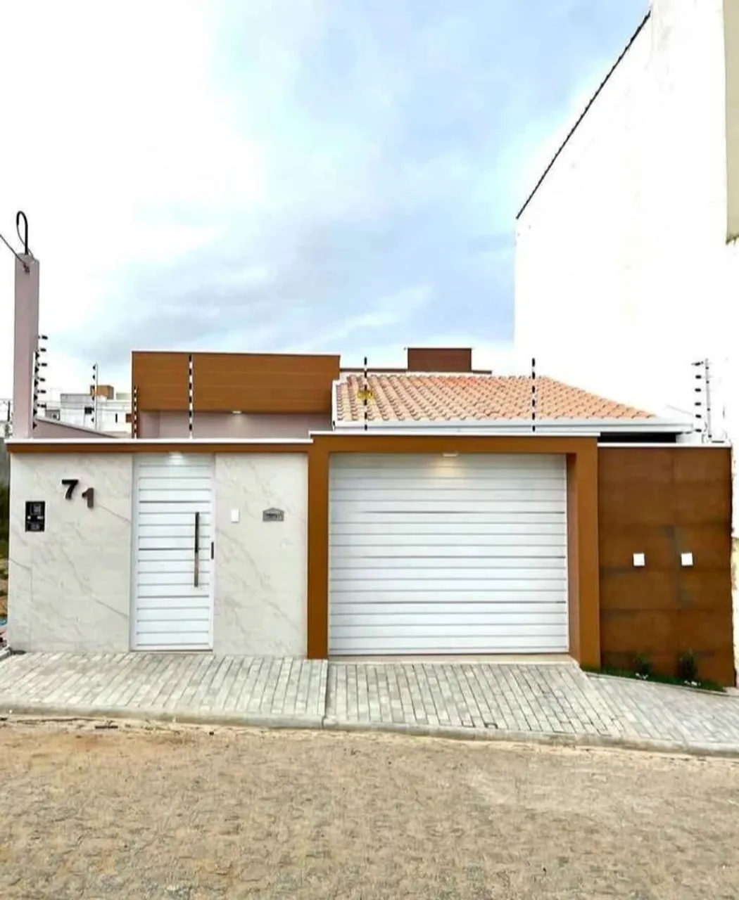 MO - CASA A VENDA NA SERRARIA