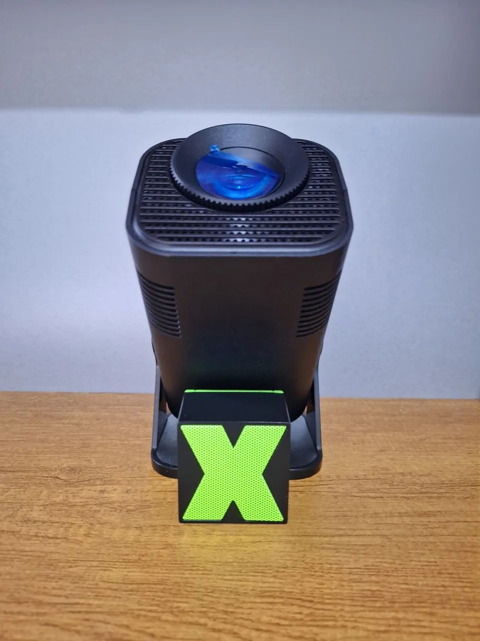 Projetor HY320 Mini com Caixinha - Foto 3