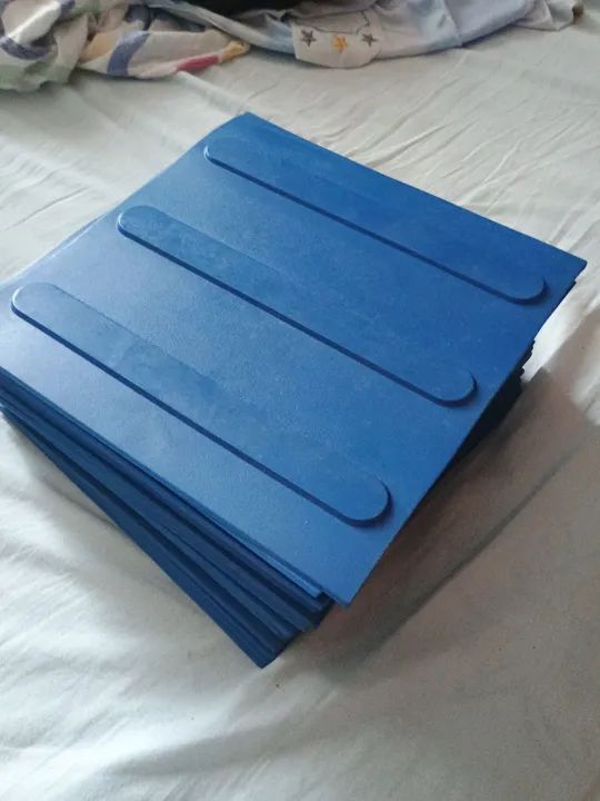 Pisos táteis borracha (azu) 25 unidades.(Preço e quantidade negociável)