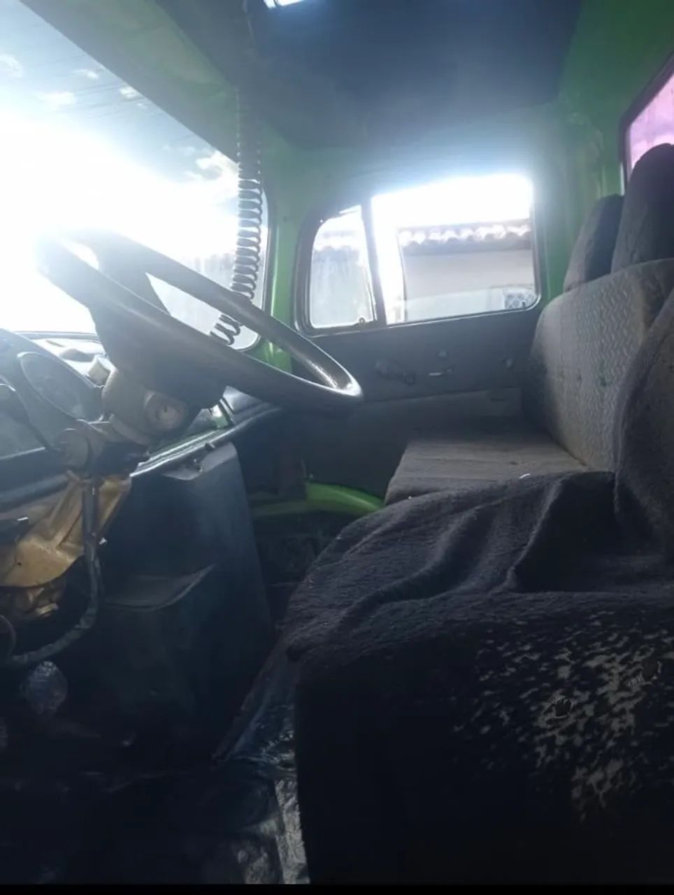 Caçamba Mercedes Benz  - Foto 6