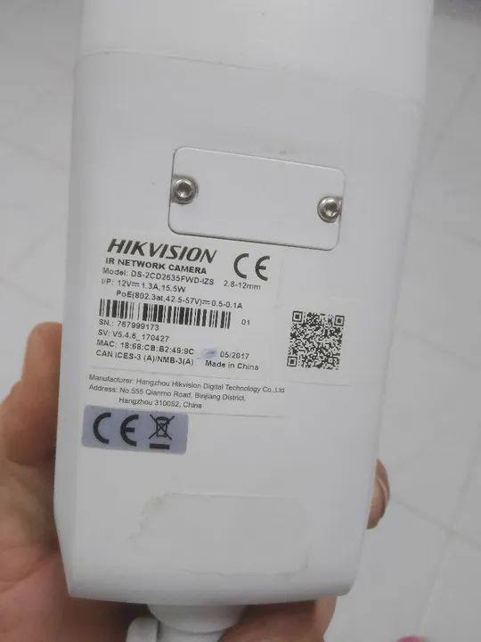 Câmera de Segurança Hikvision DS-2CD2635FWD-IZS