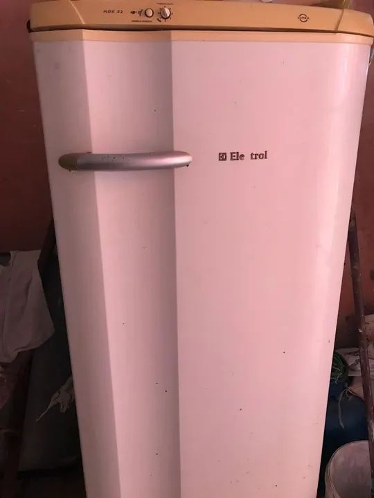 VENDO 2 GELADEIRAS - Foto 2