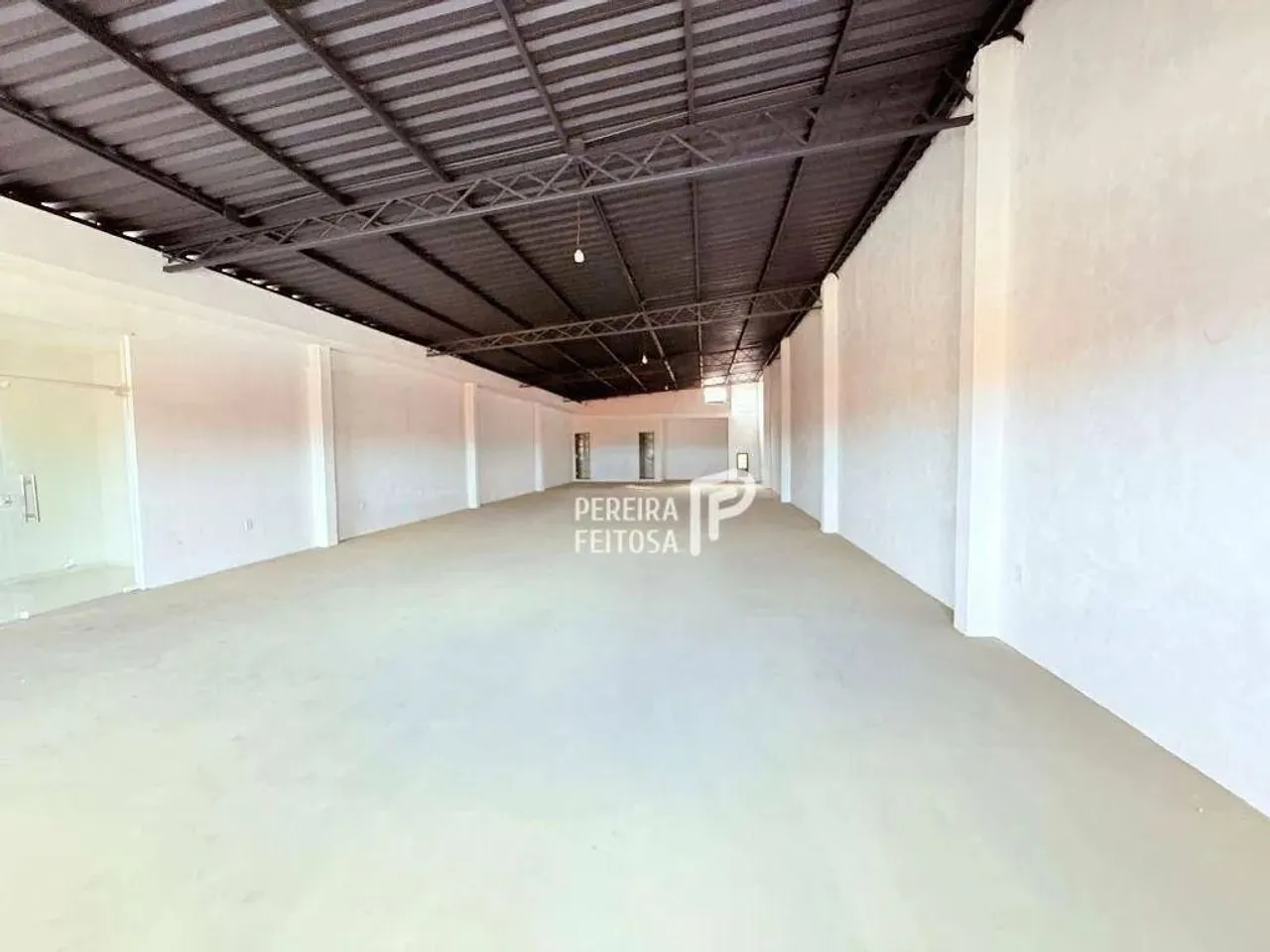 Ponto para alugar, 224 m² por R$ 6.000,00/mês - Bequimão - São Luís/MA