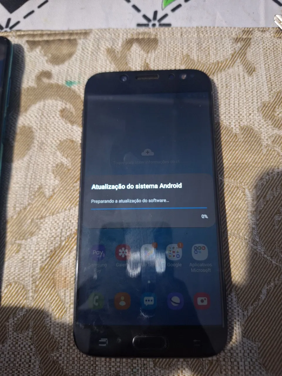 Samsung Galaxy J7 Pro