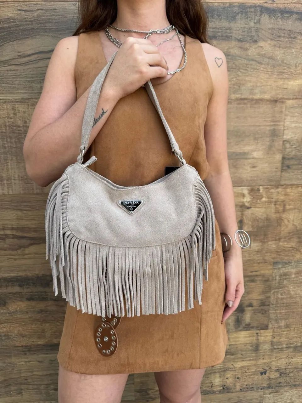 Bolsa de mão Prada franja  - Foto 4