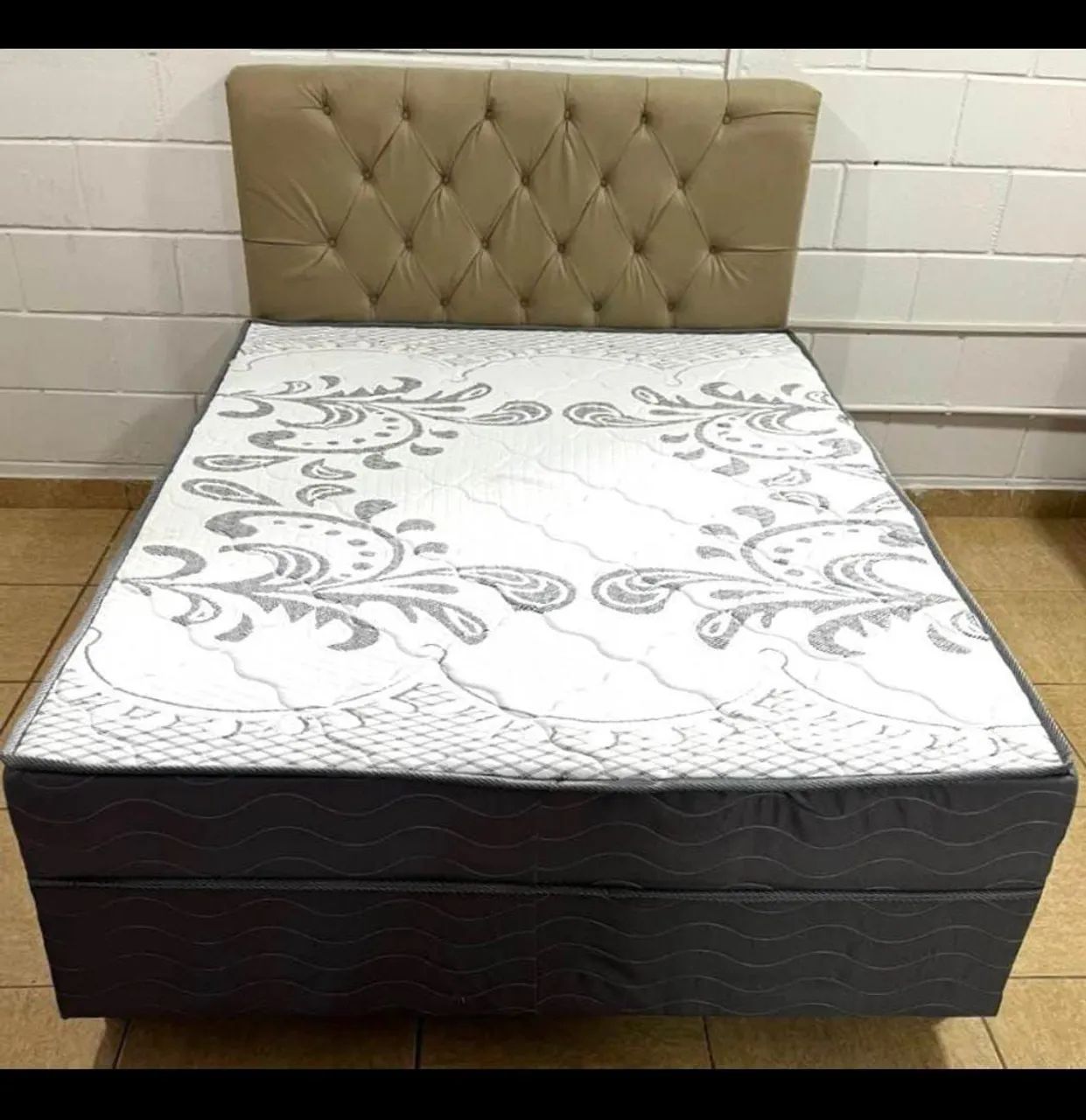 Cama D33
