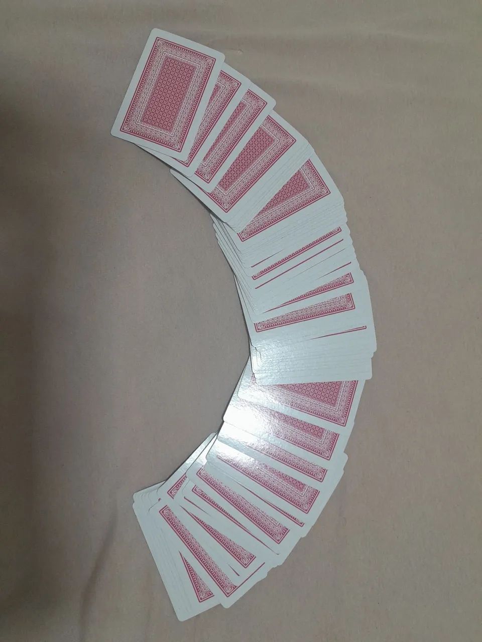 Baralhos Genéricos Azul + Vermelho - Ideal para Truco e Buraco - Foto 3