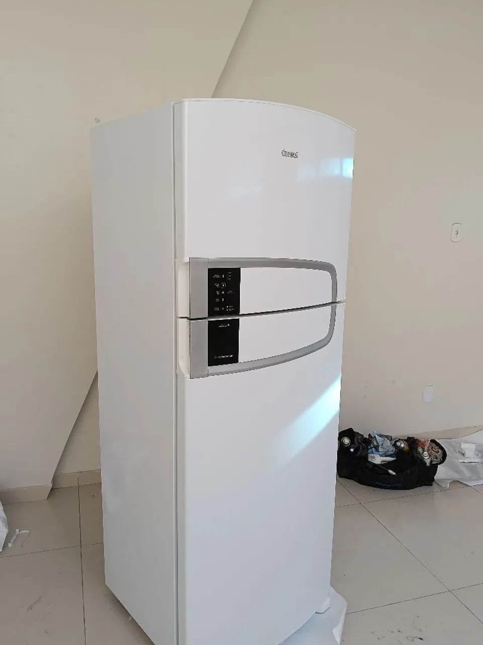 envelopamento em geral e aplicação de papel de parede - Foto 5