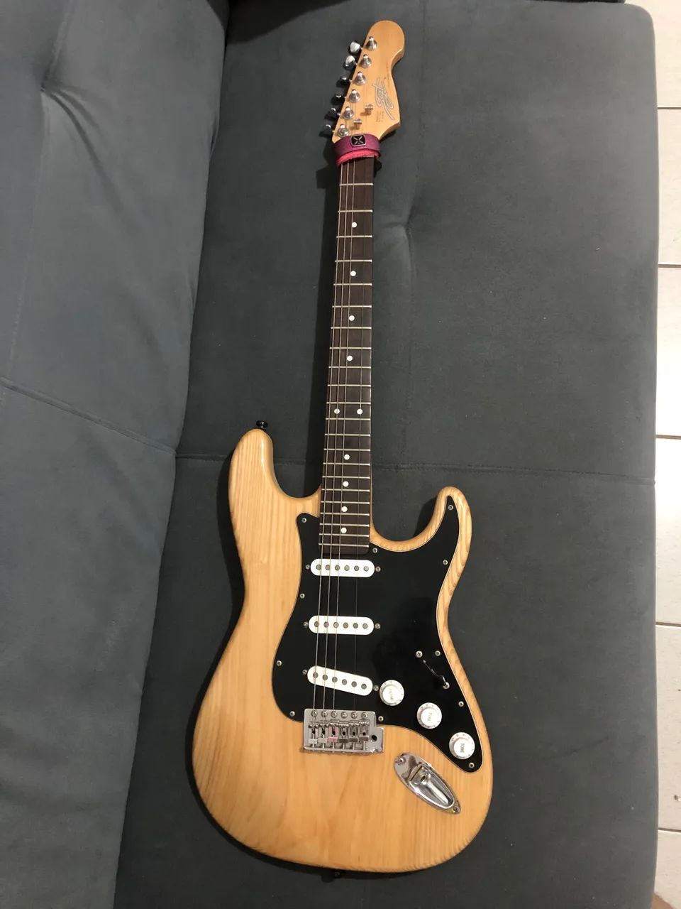 Strato Guitar Rosa Guitarra sgt strato custom - Instrumentos musicais - Jardim Rosa ...