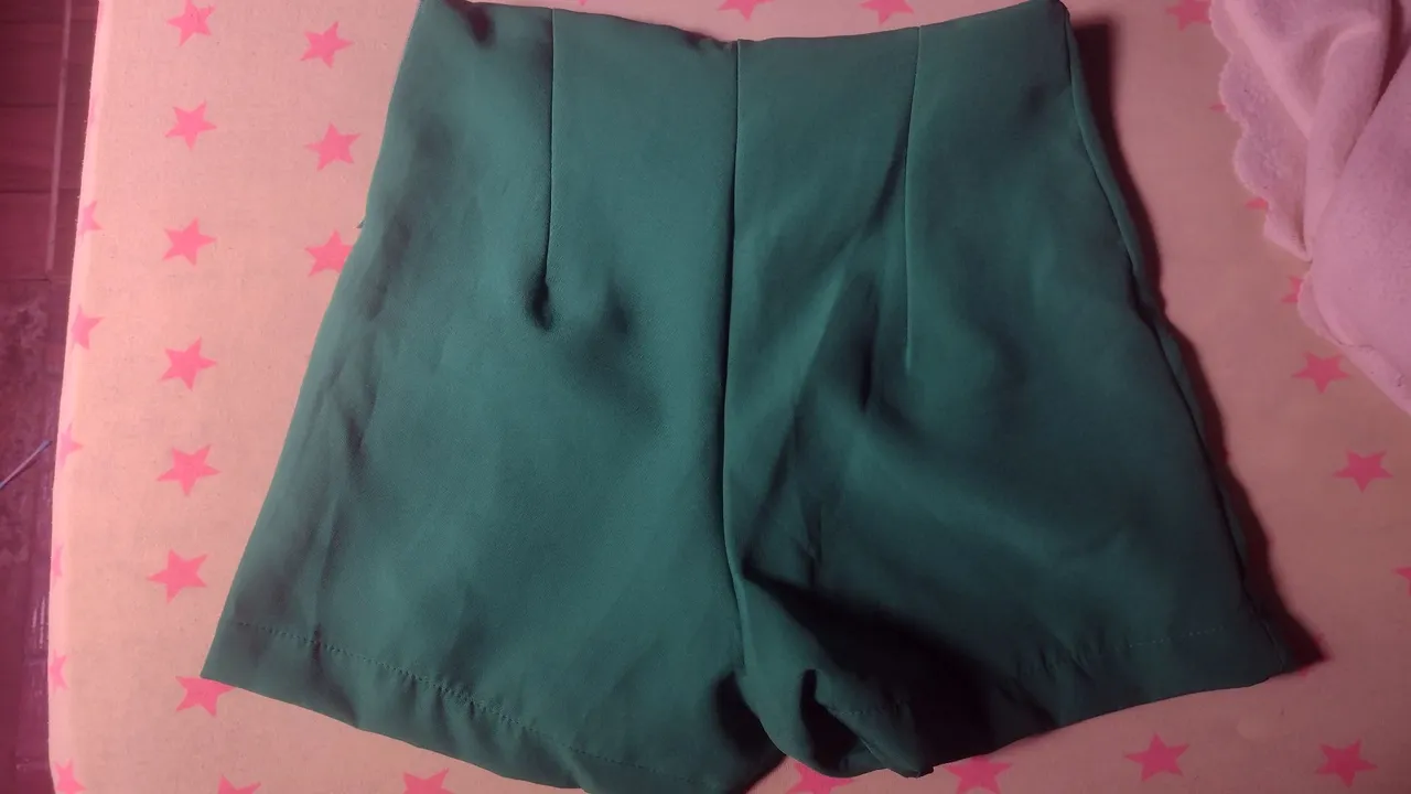 Vende se essas roupas