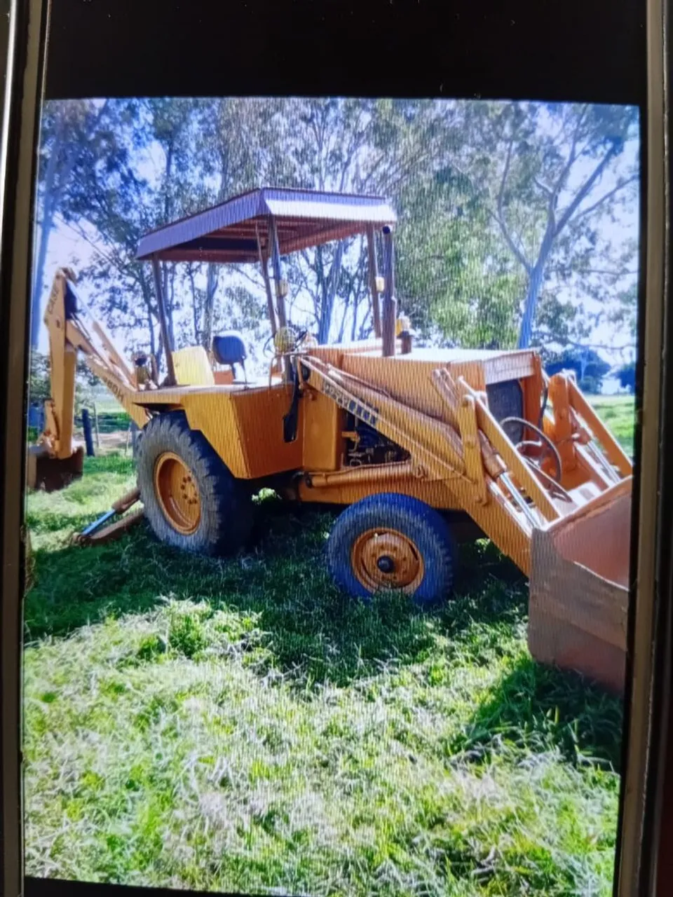 Retroescavadeira Case 580H
