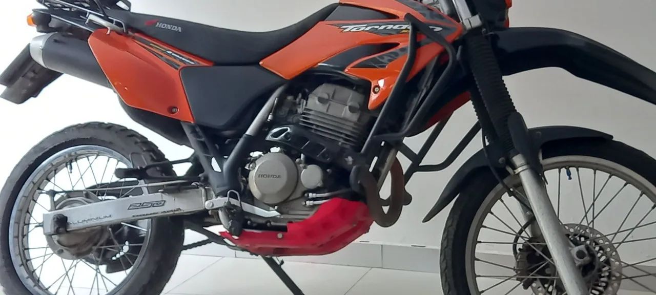Tornado 250 - Foto 3