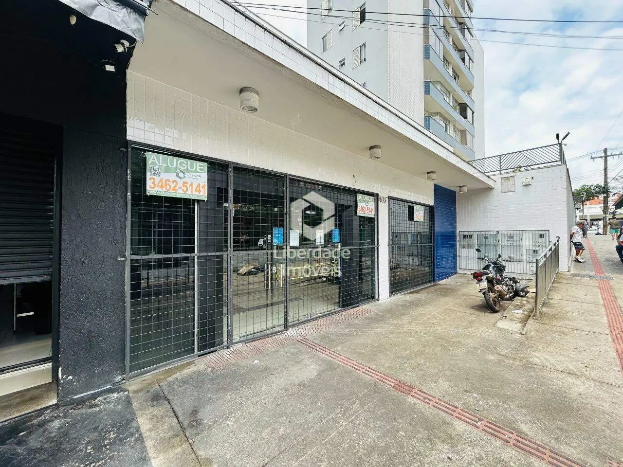 Loja para aluguel no Coração Eucarístico, Belo Horizonte,