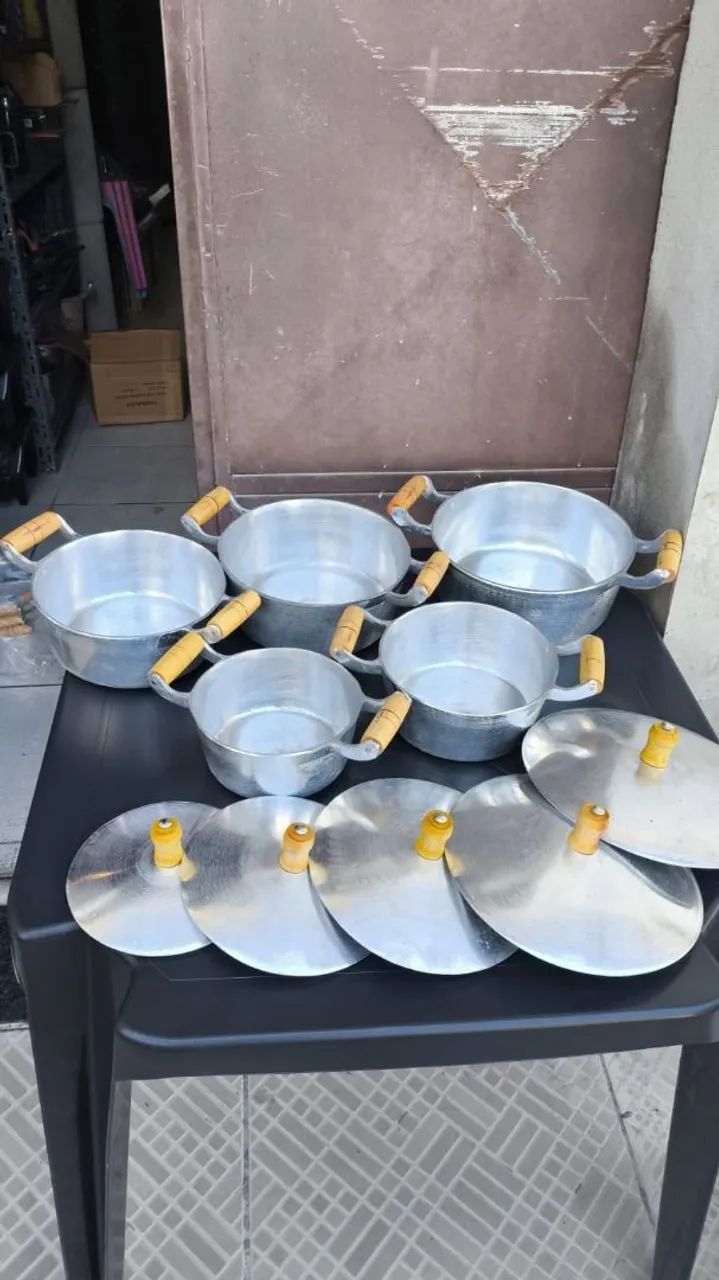 Conjunto de panelas alumínio batido  - Foto 3
