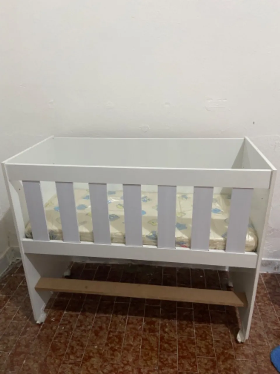 Mini berço com colchão 