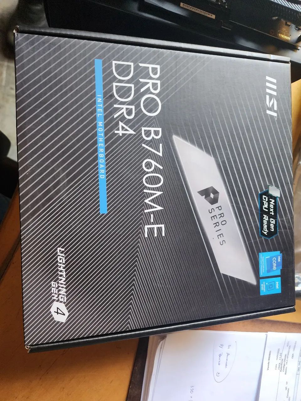 Placa-Mãe MSI PRO B760M-E DDR4