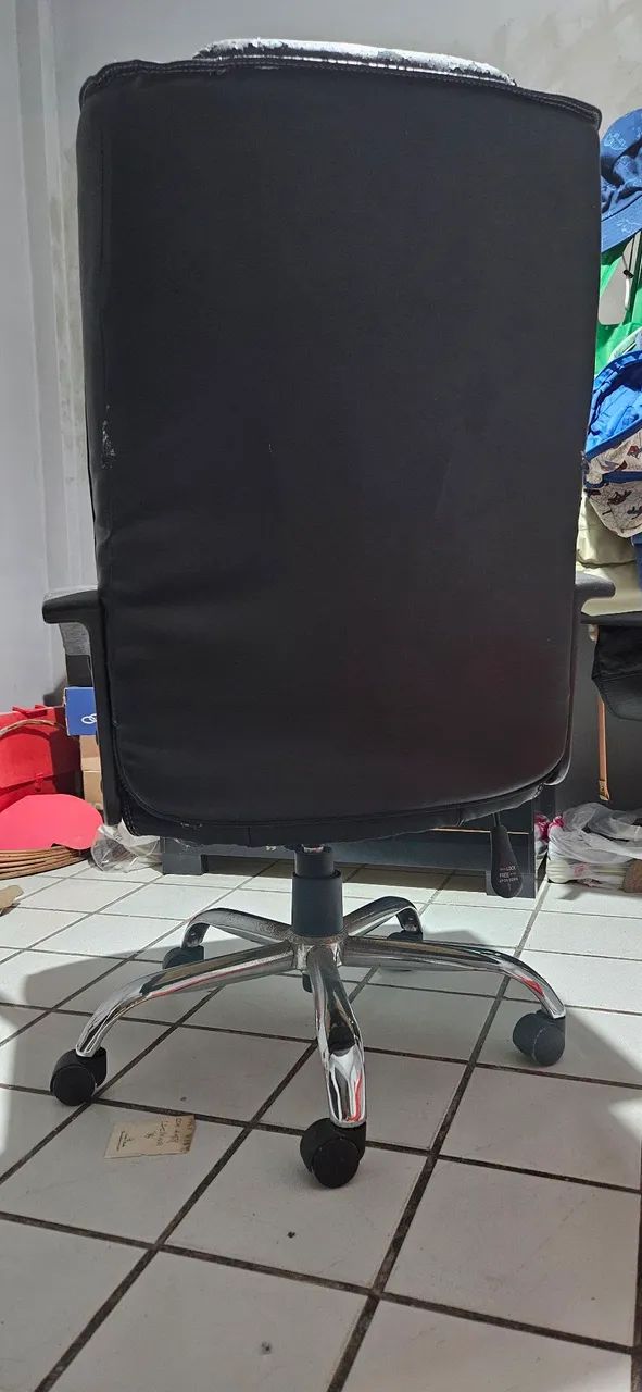 Cadeira de Escritório Giratória com Rodas - Foto 2