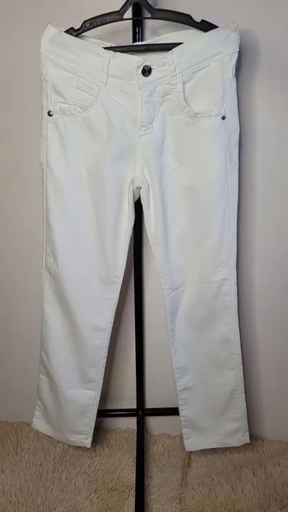 Calça feminina branca - Tamanho 36 - Foto 2