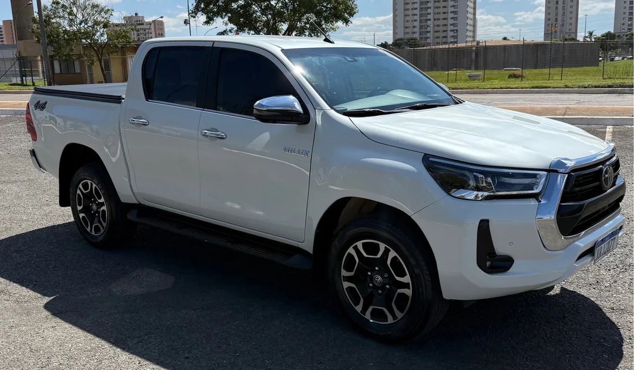 Hilux SRX 2022 Ipva 25 pago - Foto 3
