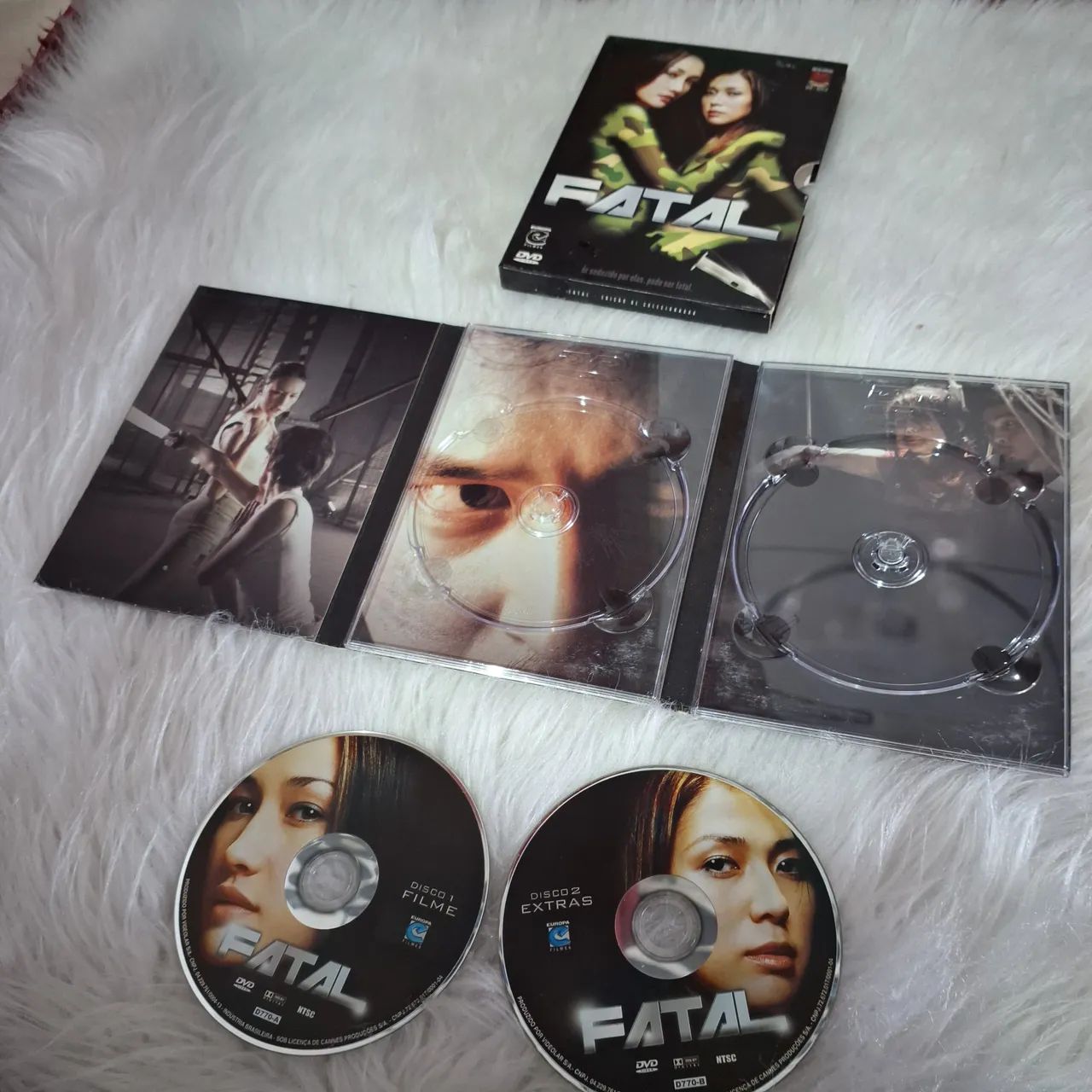ポルト DVD Box Dvd Duplo Fatal - Edição de Colecionador (2002, Naked Weapon