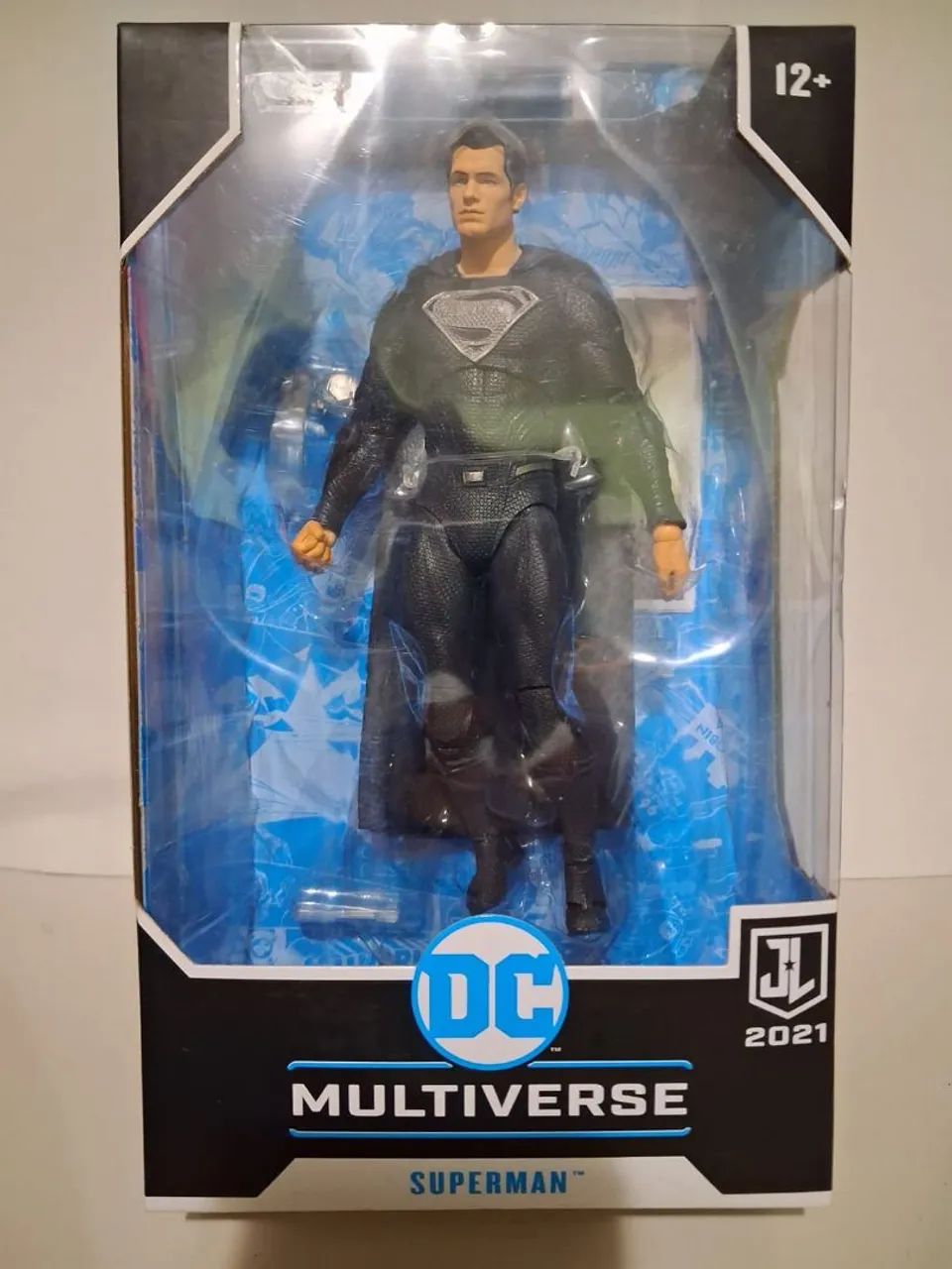 Action Figure Superman Black Suit - DC Multiverse - Foto 2